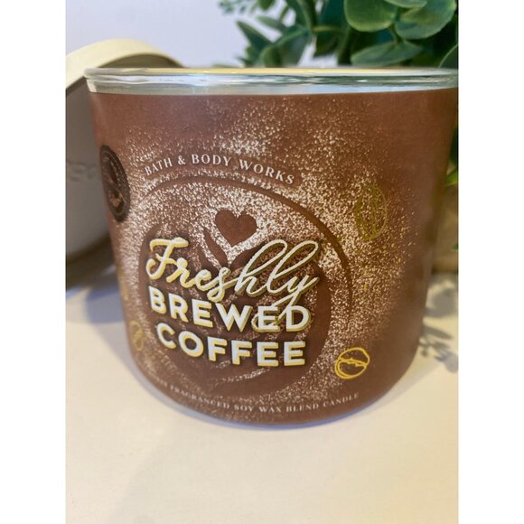 Bath & Body Works “Freshly Brewed Coffee” NEW 3 Wick Candle - Picture 2 of 7